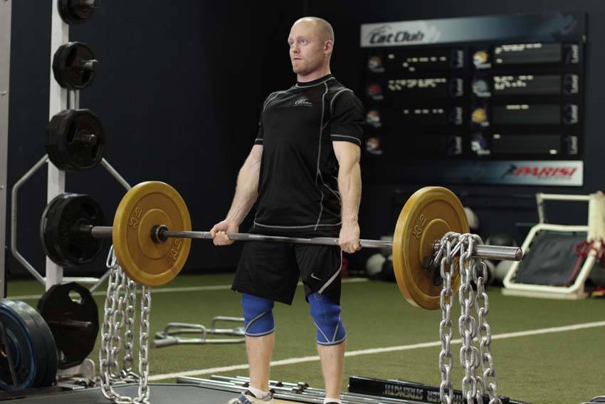 Deadlift with Chains