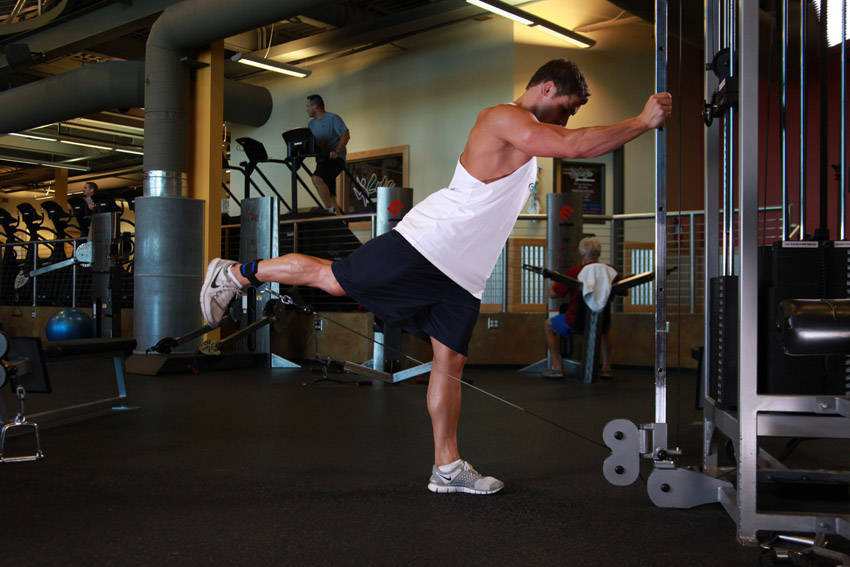 One-Legged Cable Kickback